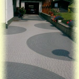 Nostalgo Pflaster rinnit Granit, Kreise  rinnit Basalt